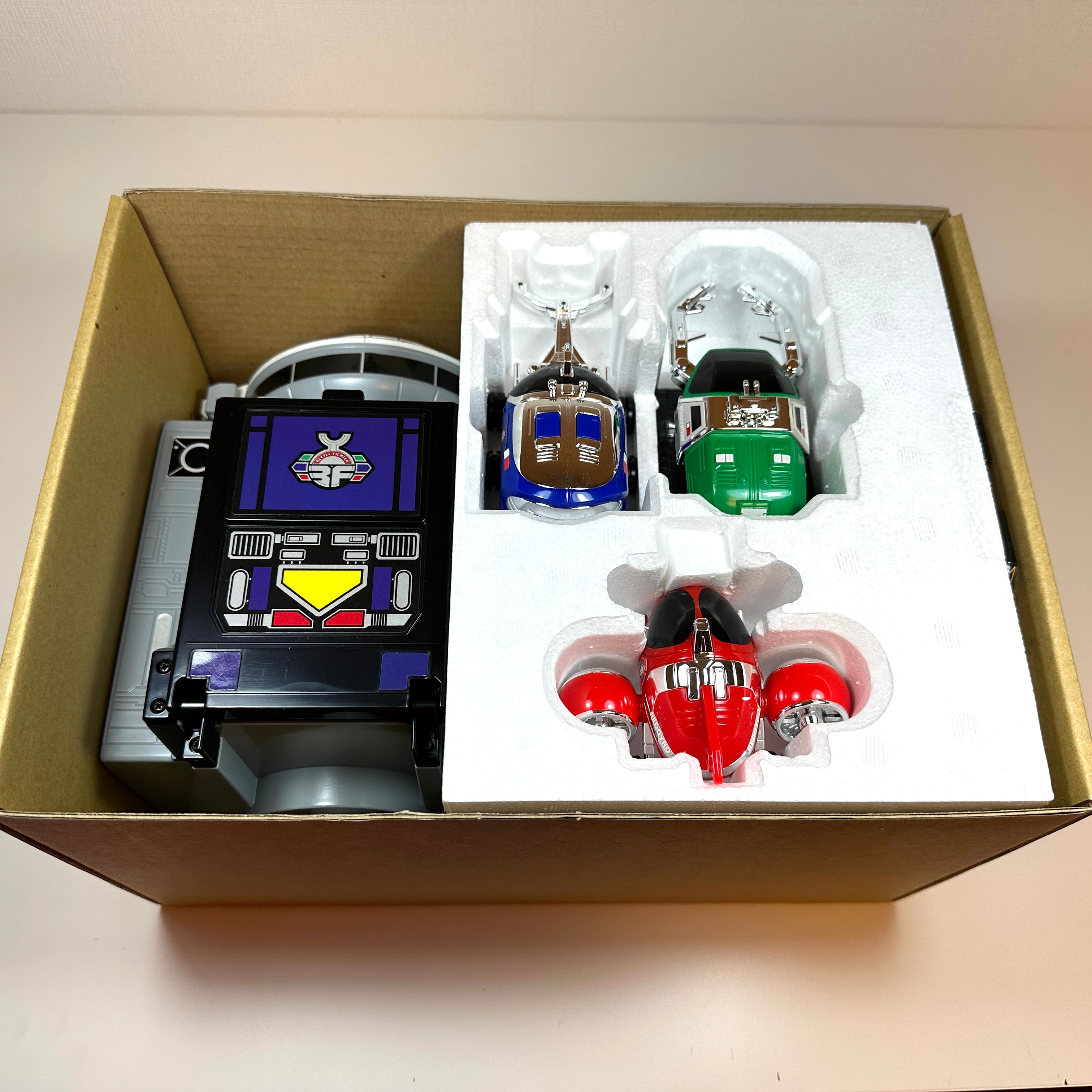Vintage Bandai Juukou B-Fighter Beet Machines Base Set
