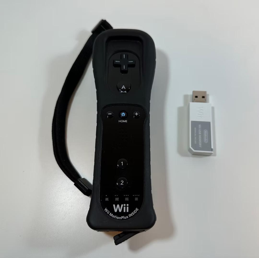 Nintendo Wii Console Set with Dragon Quest X USB Memory - Excellent Condition