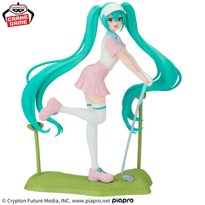 Hatsune Miku Holiday Golf Figure