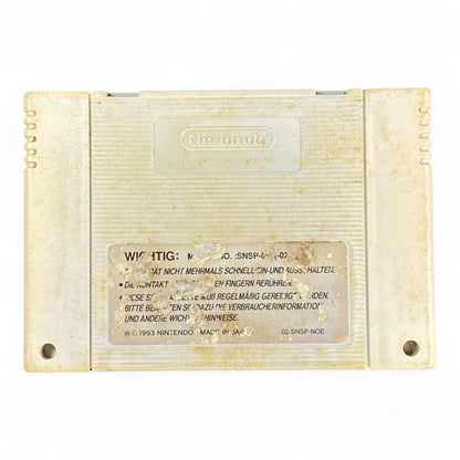 Starwing SNES PAL cartridge featuring Fox McCloud and Star Fox crew

