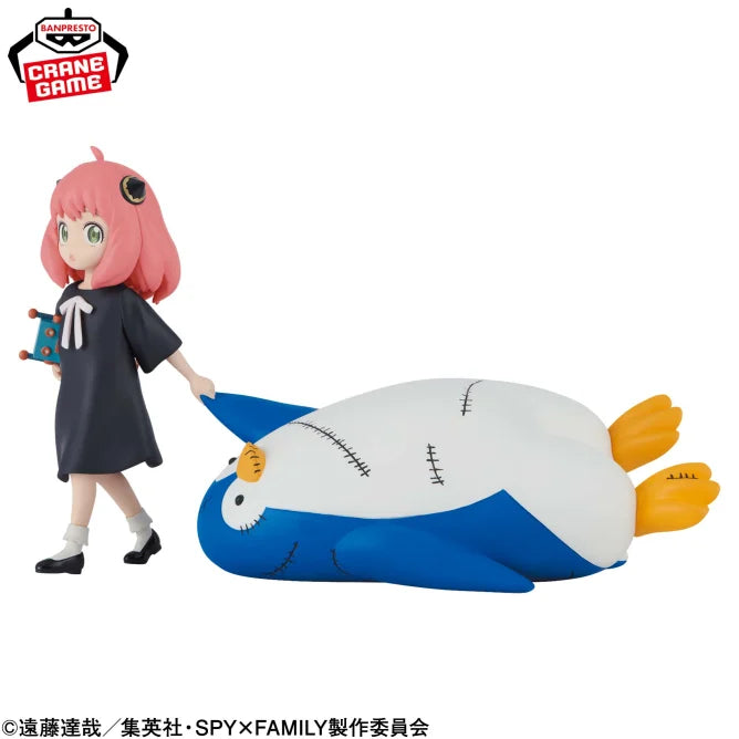 Spy x Family Anya Forger & Pingouin Figurine
